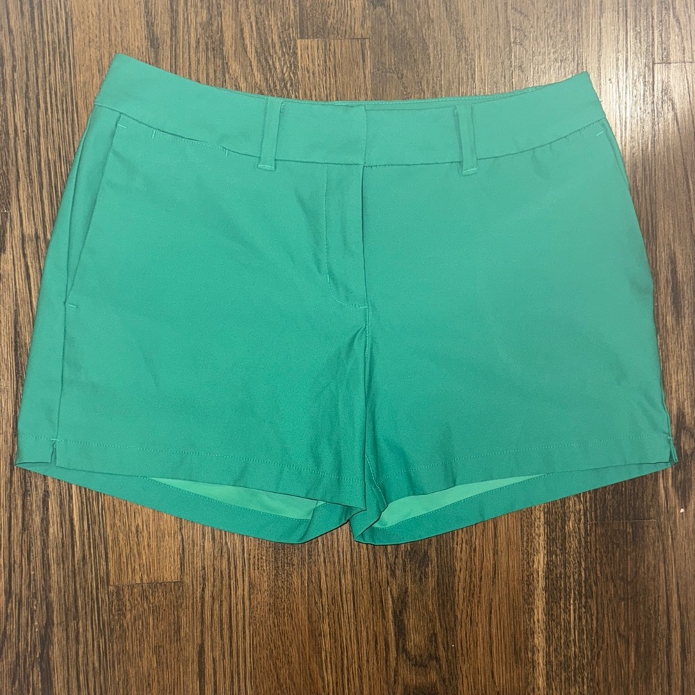 Nike women’s  golf Shorts